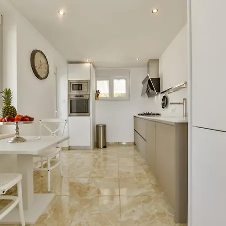 Bahia Verdosa Villa