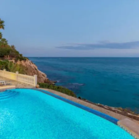 Bahia Verdosa Villa *